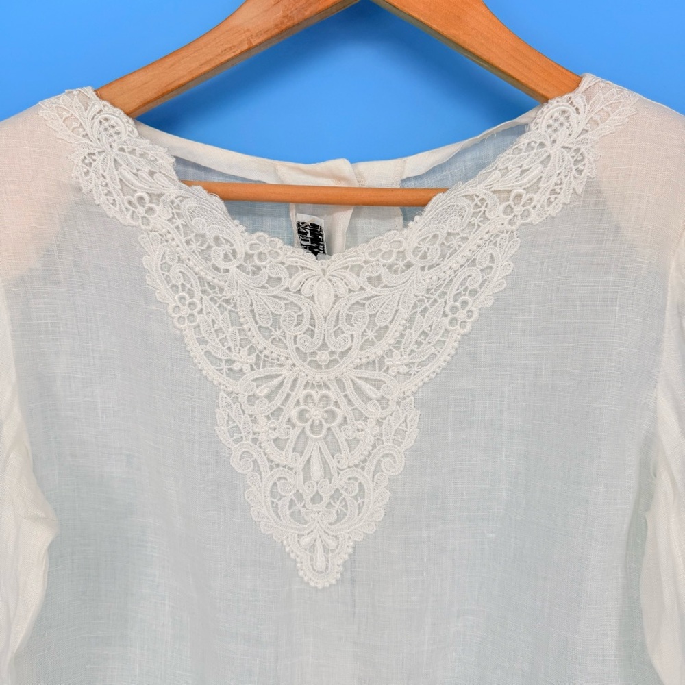 Vintage Cloak of Many Colors White Linen Lace Blouse Cottagecore Victorian Top 4 - Picture 4 of 13